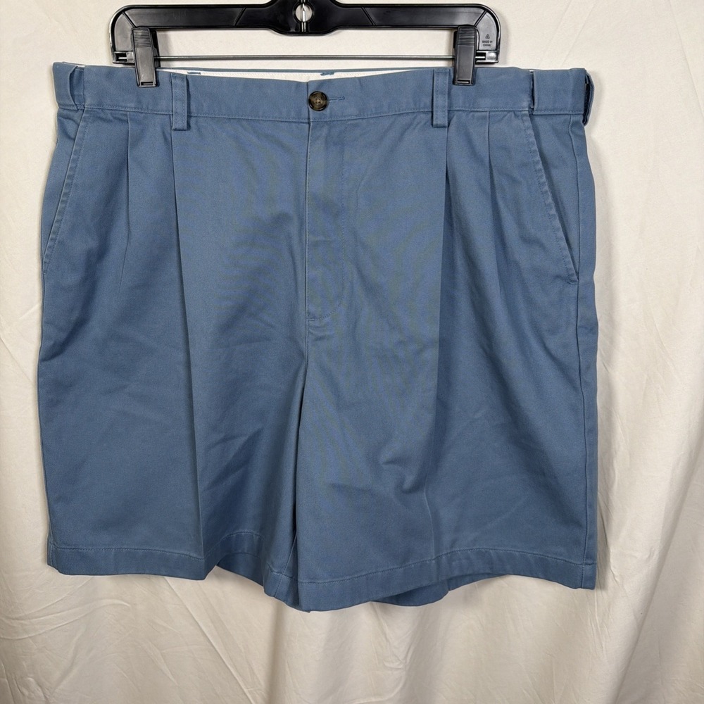 L.L.Bean Shorts Mens 38 Blue Natural Fit Pleated Chino Cotton Dress Casual Twill